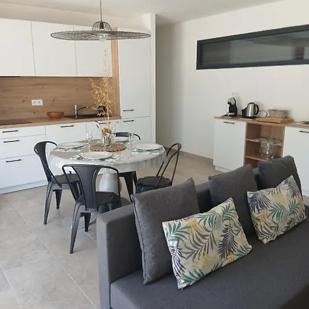 בית נופש Charmante Maison Neuve Proche Et Commerces