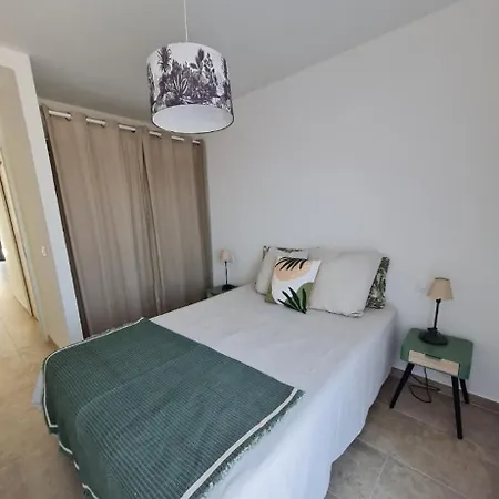 Charmante Maison Neuve Proche Et Commerces