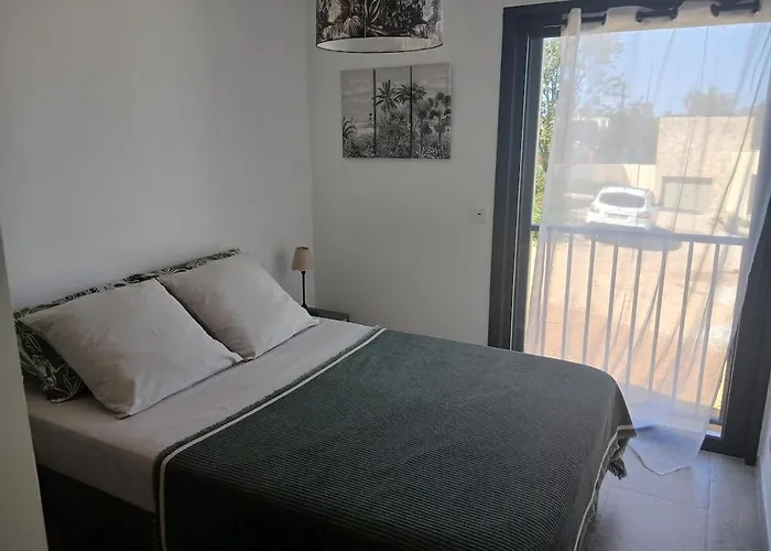 Charmante Maison Neuve Proche Et Commerces Сasa de vacaciones *
