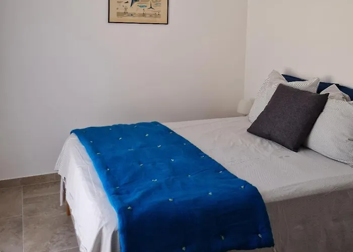Charmante Maison Neuve Proche Et Commerces